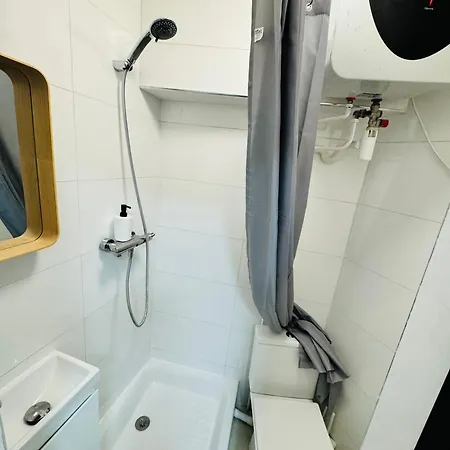 Cozy Near The Eiffel Tower شقة *
